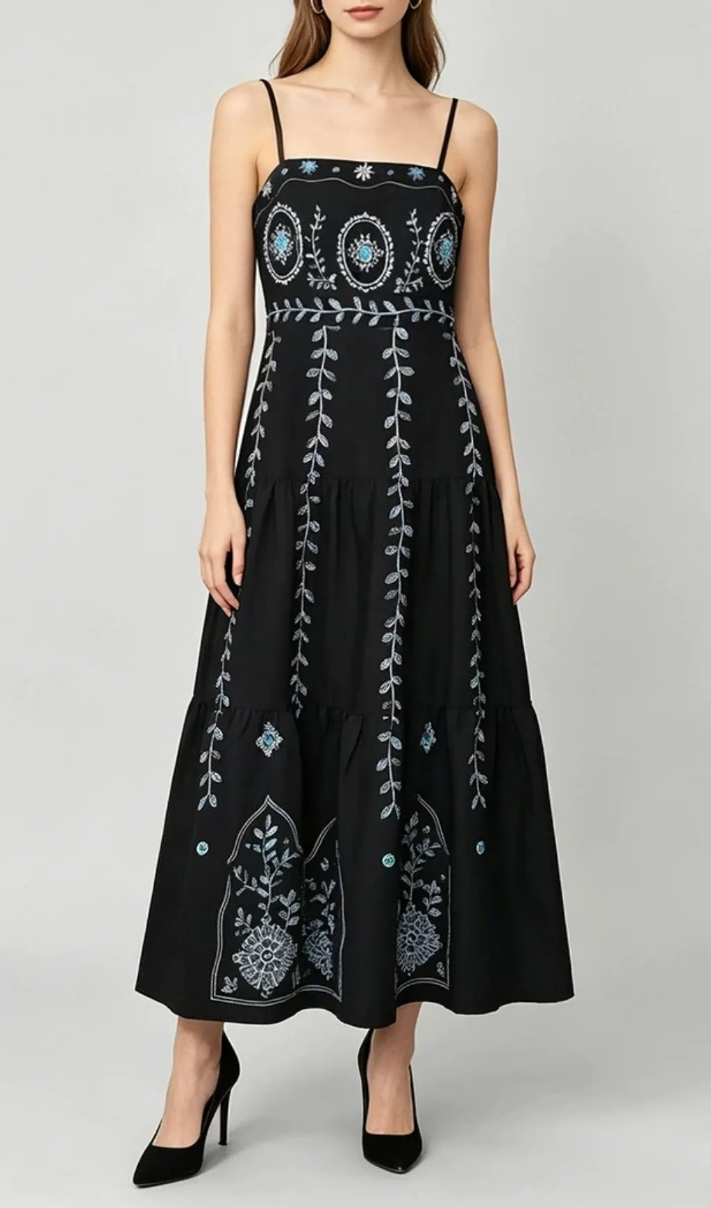 Fashionslee Women Mady Black Strappy Printed Maxi Dress