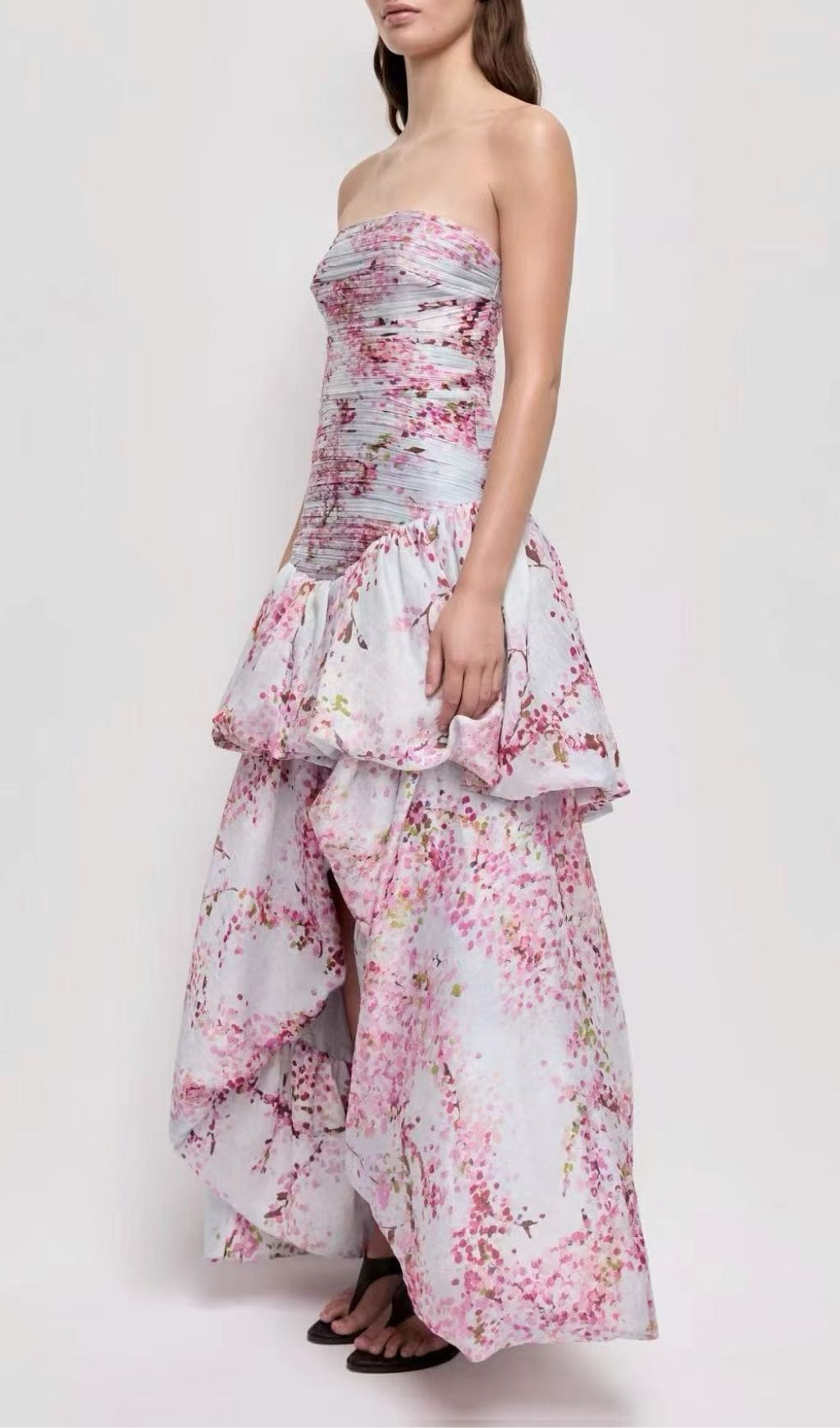 c7955330a8abbc5d83c83d10a1f06b0e.jpg Fashionslee Women Madalyn Strapless Floral Pleated Maxi Dress