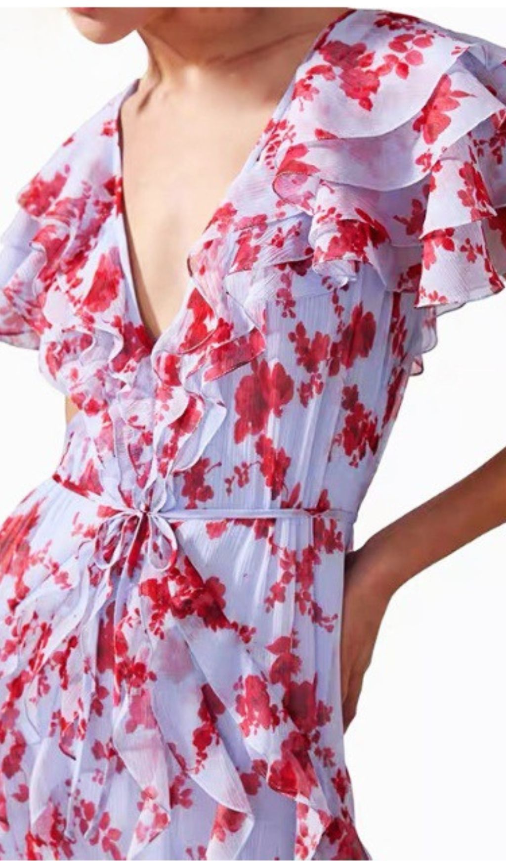 c8ede04fb733dd7aeab91989b88460b9 Iha V-Neck Floral Printed Maxi Dress