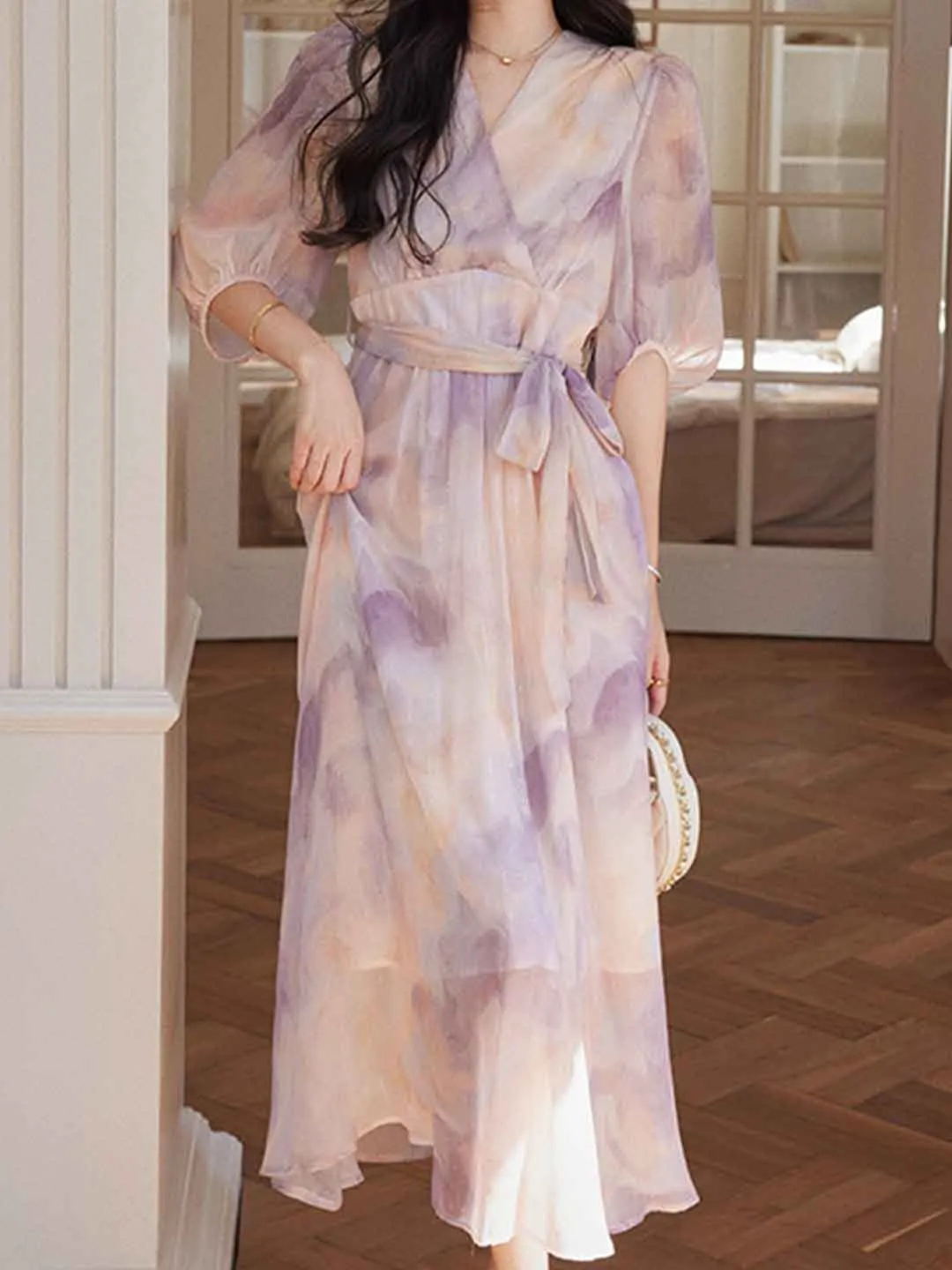 Phoenix Classic V-Neck Floral Printed Tie Dress