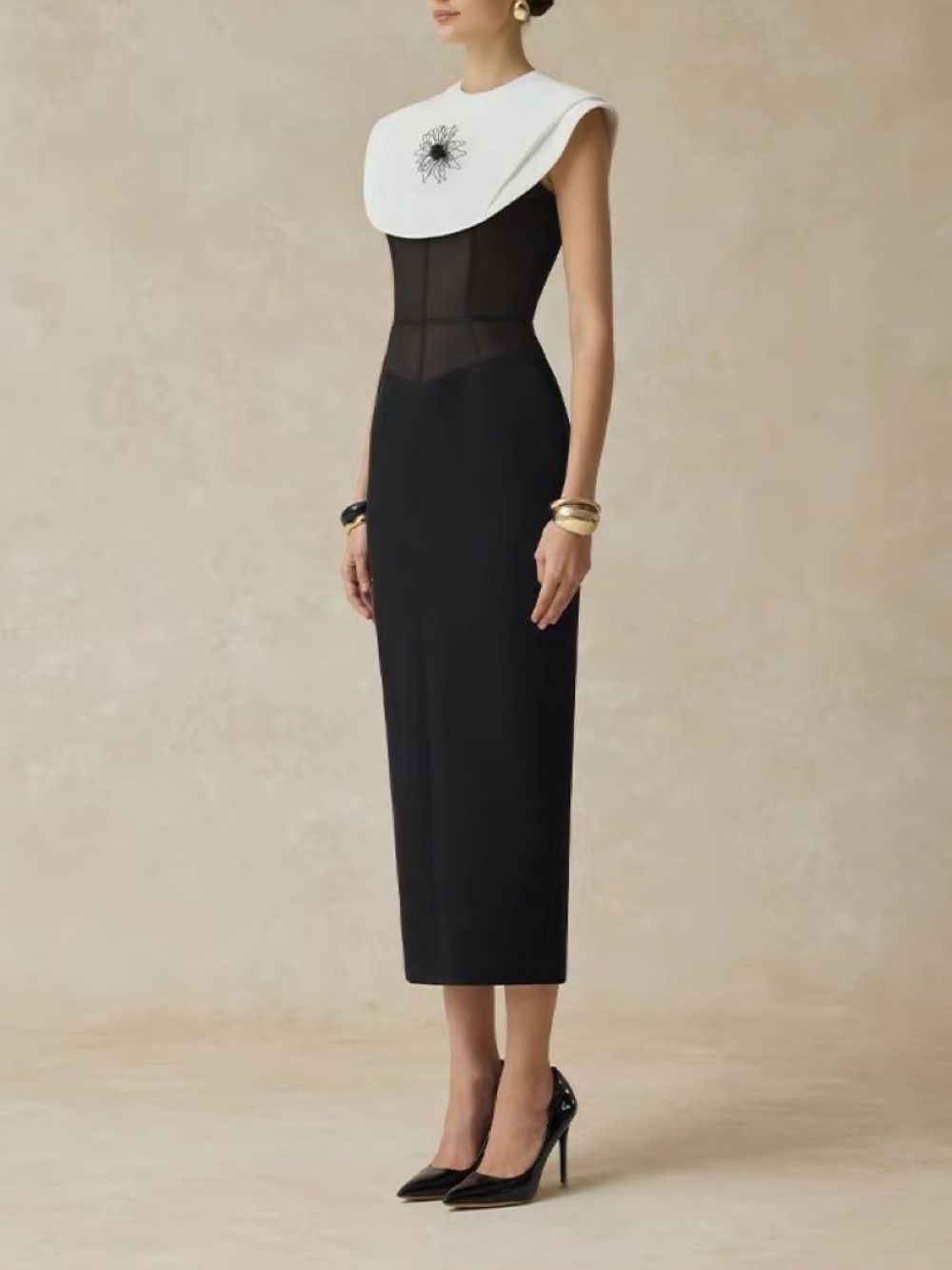 d110a985957e8e86a4bf15cb74ba5501 Maisie Black Corset Midi Dress