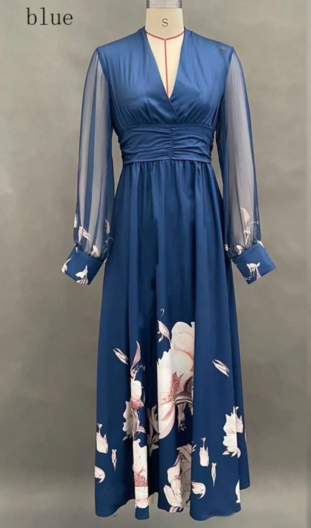 d420e5f5511566dd150e3ada364f14fe.webp Fashionslee Women Navy Blue V-neck Tulle Sleeve Pleated Floral Maxi Dress