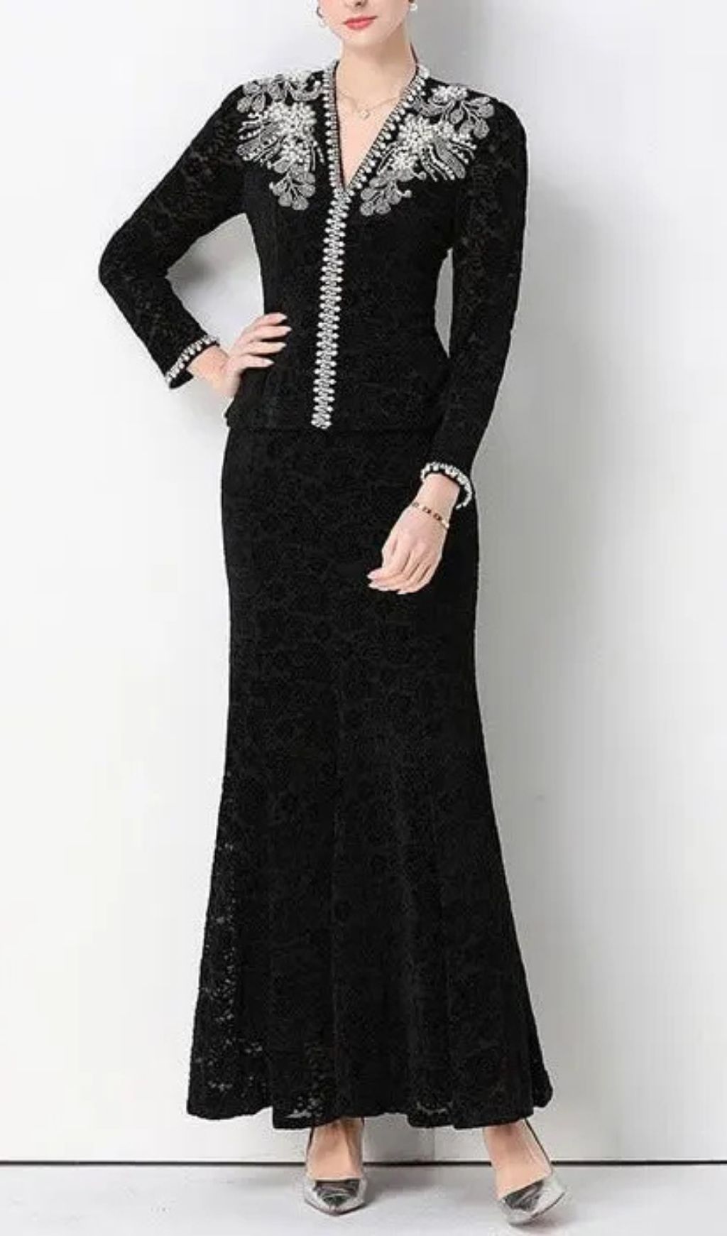da425cad8557e0cc1047882c0725f08a Georgia Beaded V-Neck Lace Top & Fishtail Skirt Set - Black
