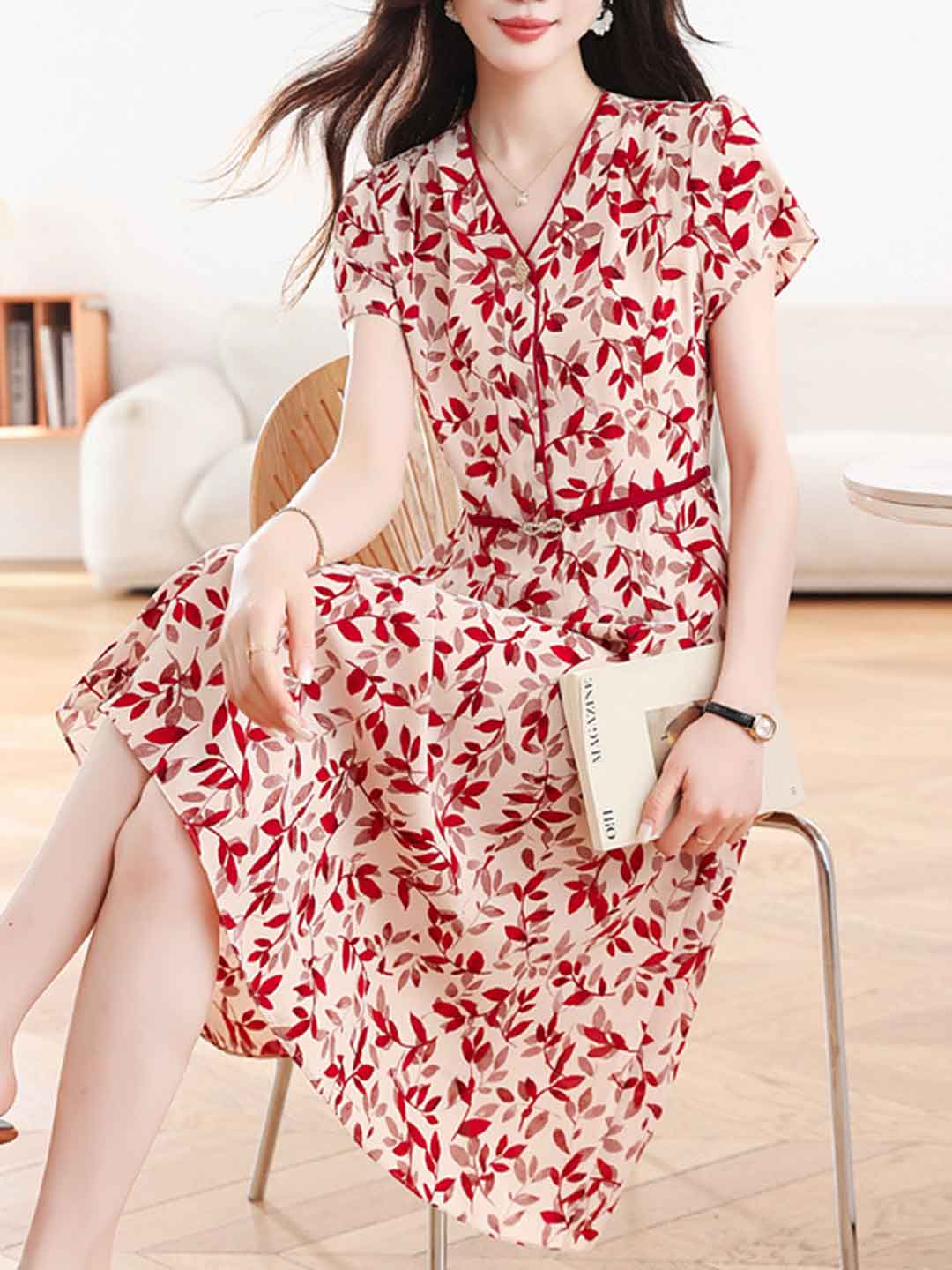 Quanna Daily V-Neck Printed Chiffon Dress