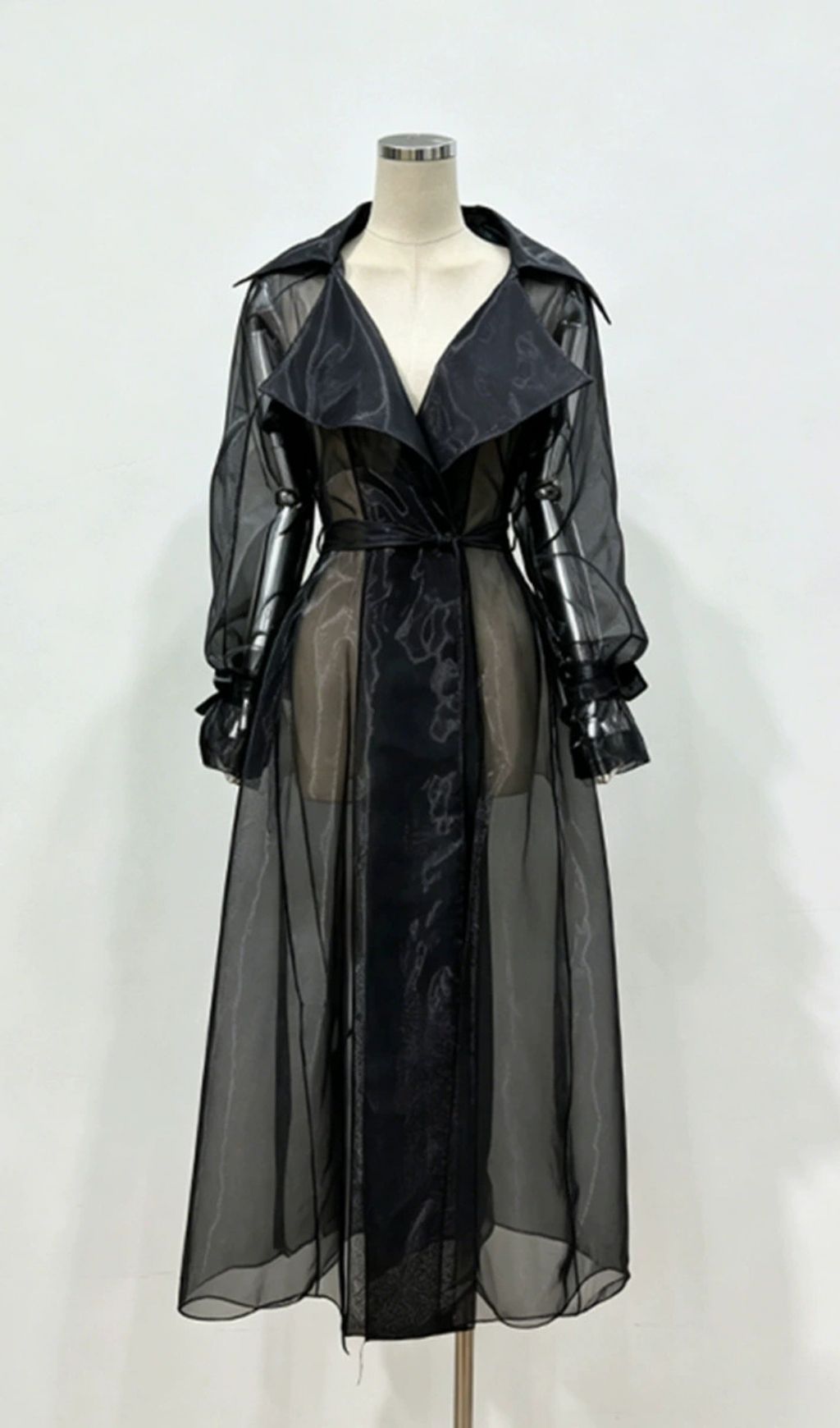 Fashionslee Women Leszcyna Black Chiffon Coat