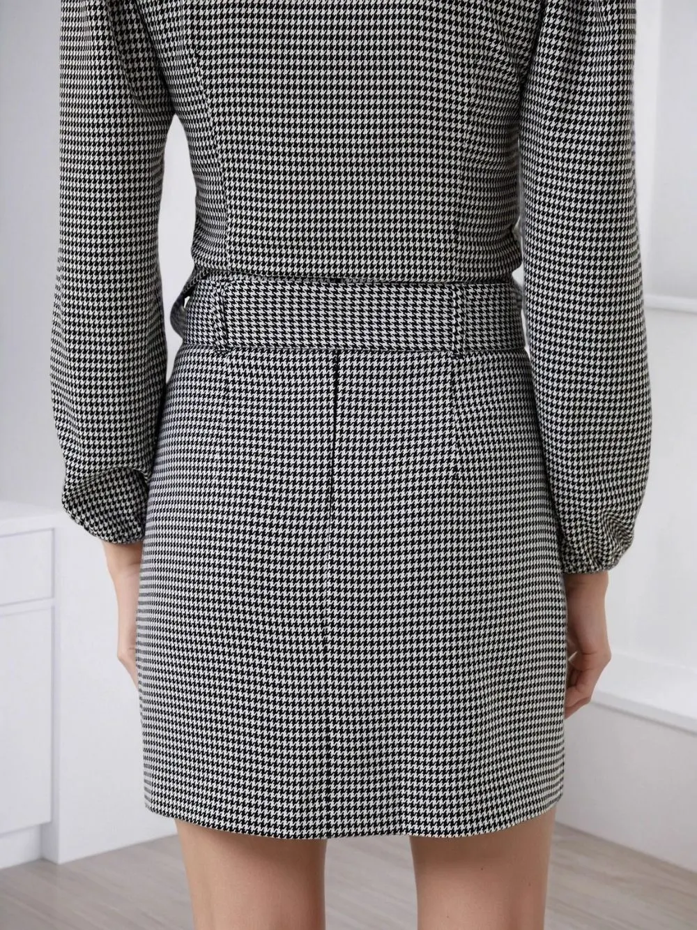 df04e2e44c96e6bf570226c88a170680 Marceline Long Sleeve Mini Dress