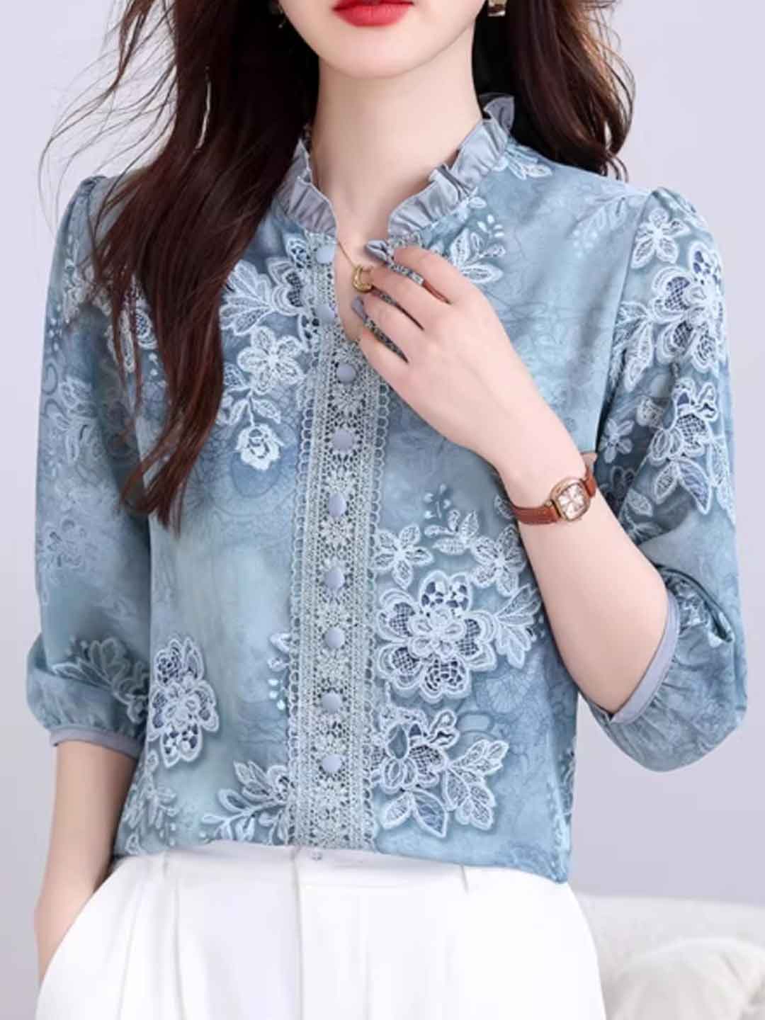 e3f206a133bdca3277a7270a4defc7d5 Simona Classic Auricular Collar Printed Chiffon Top