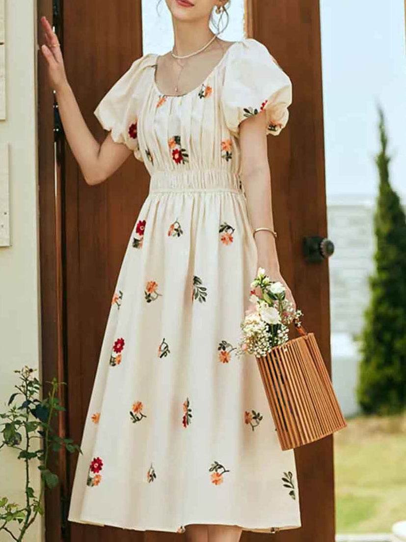 eb844270b454b7657fd5de6941e9981d Rosalind Retro Embroidered Puff Sleeve Dress