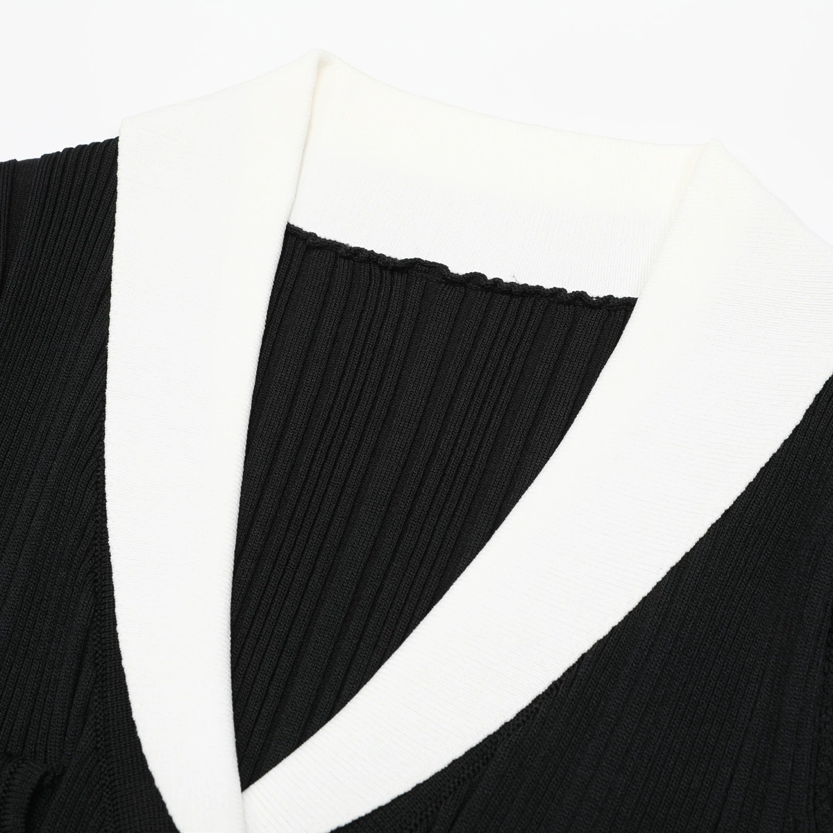 f3fc2a4c42f4a29933f9bdf61d7638f1.webp Fashionslee Women Madeline Black Short Sleeve Knit Mini Dress