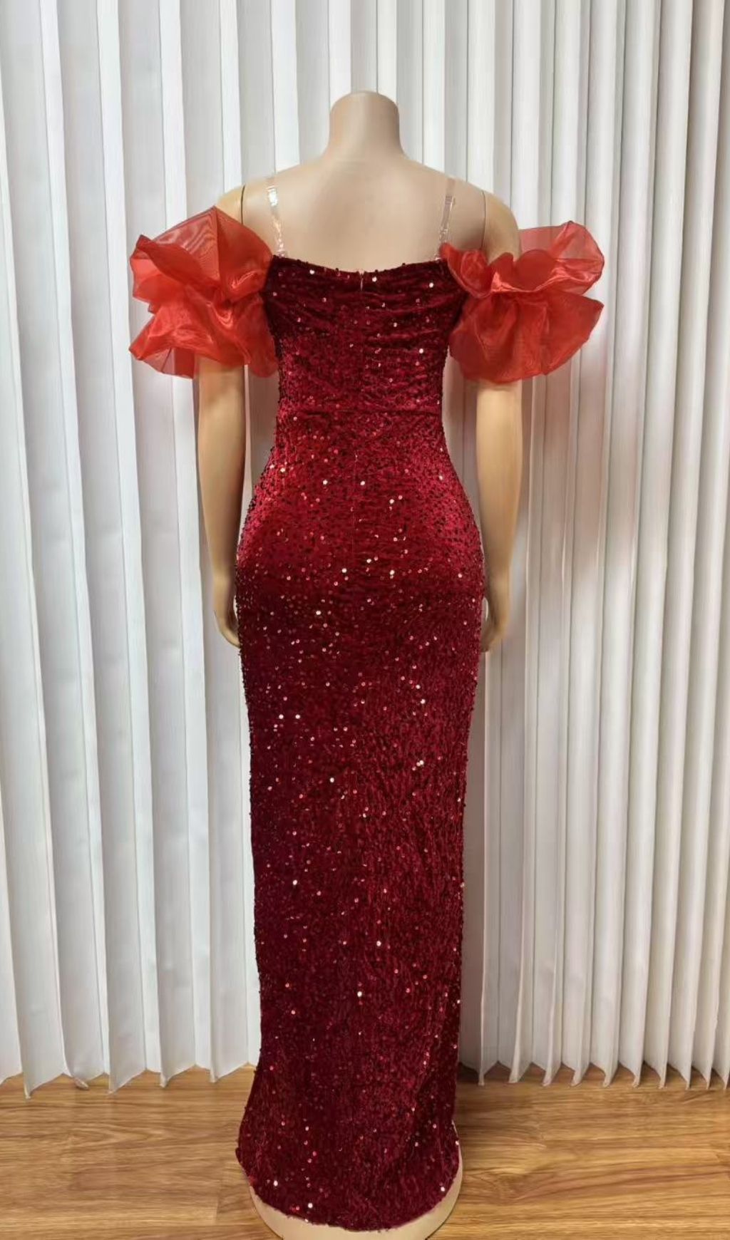 f432d32fd435fee146971b5471f7d006 Dolores Extravagant Puff-Sleeve Sequin Cocktail Maxi Dress