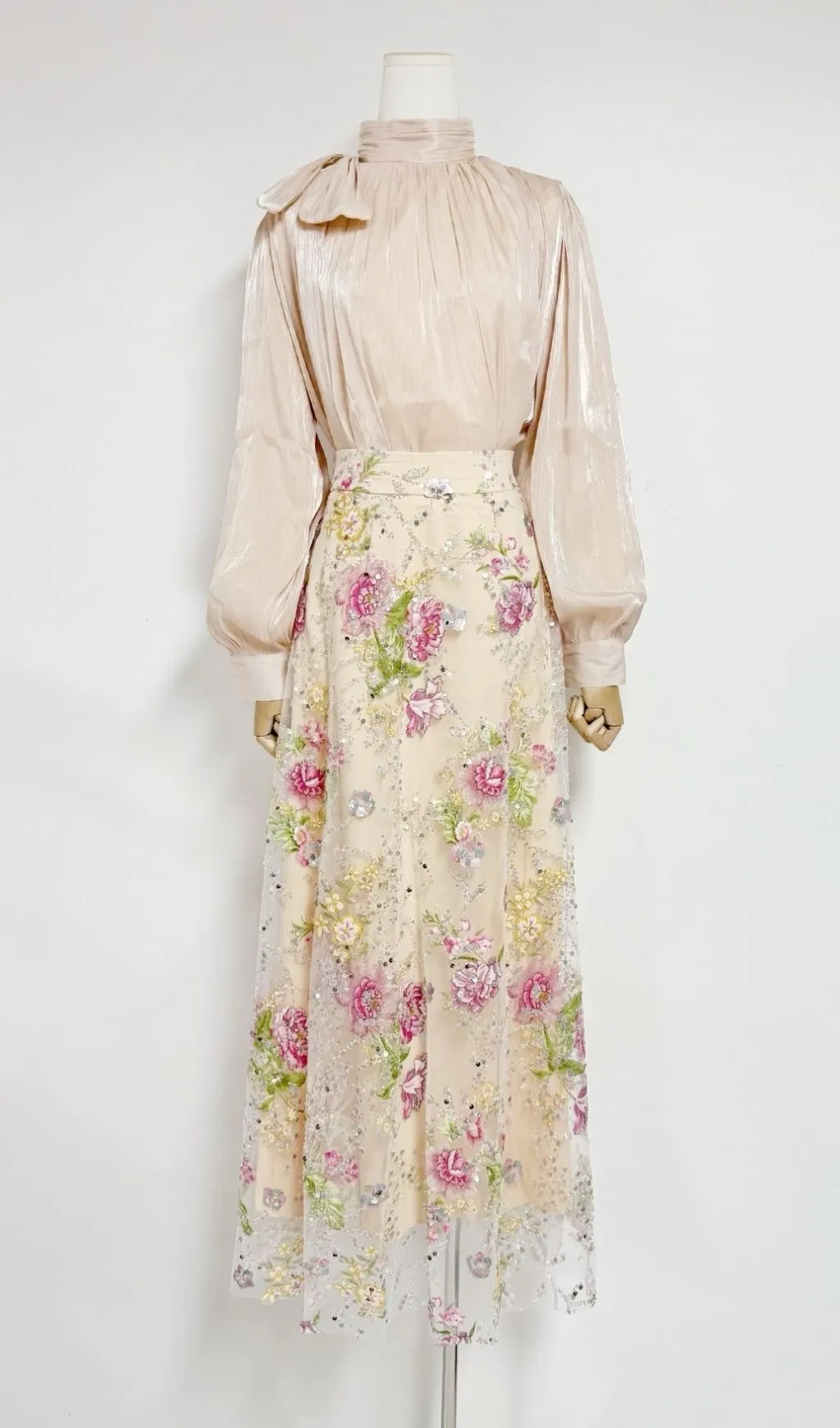 Fashionslee Women Lorvannis Apricot Flower Sequin Skirt Set