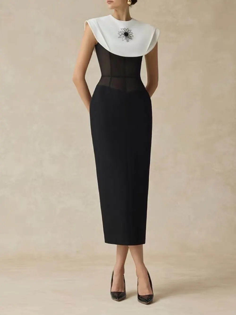 fa42e8cfdabd90f2e2b10f6cdf2bd8c6 Maisie Black Corset Midi Dress