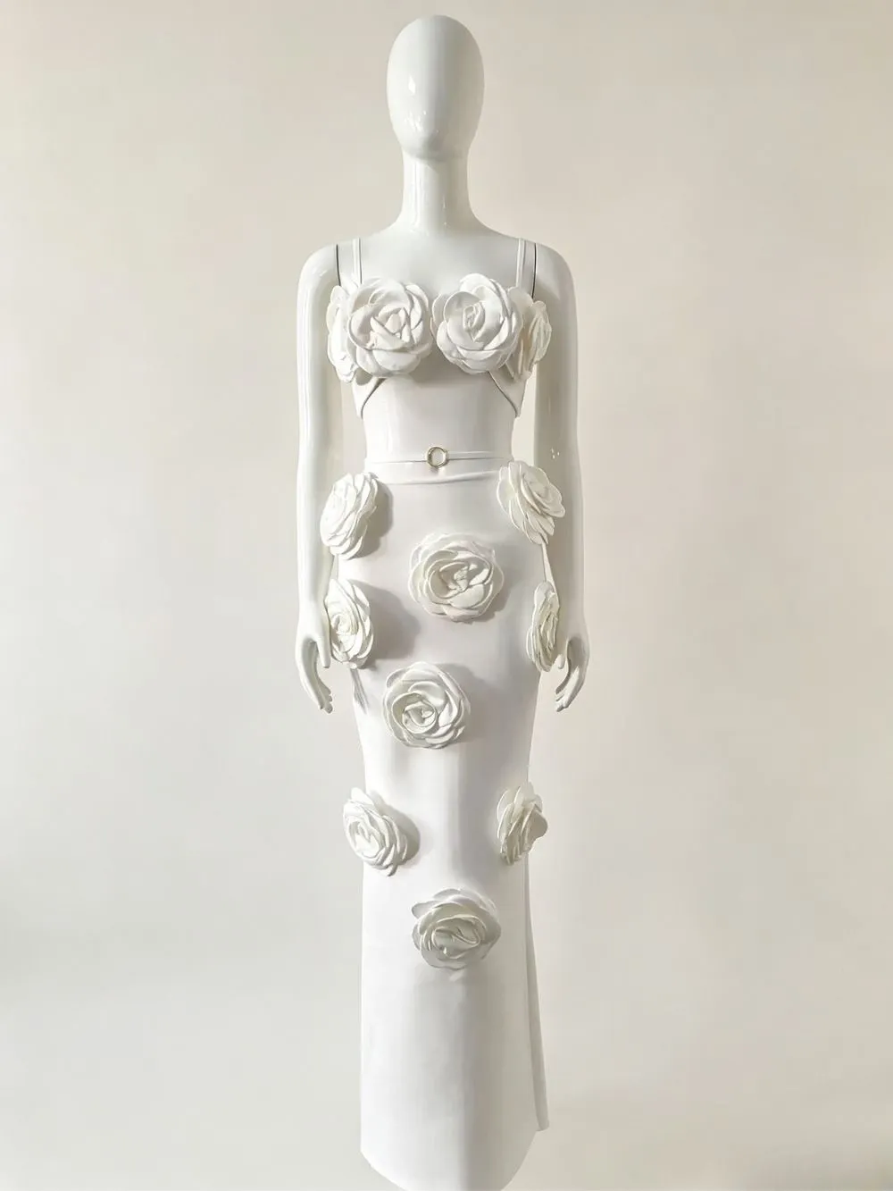 ff0832589e052aeeaf71518272b712b9 Maggi Flower Embellished Maxi Dress