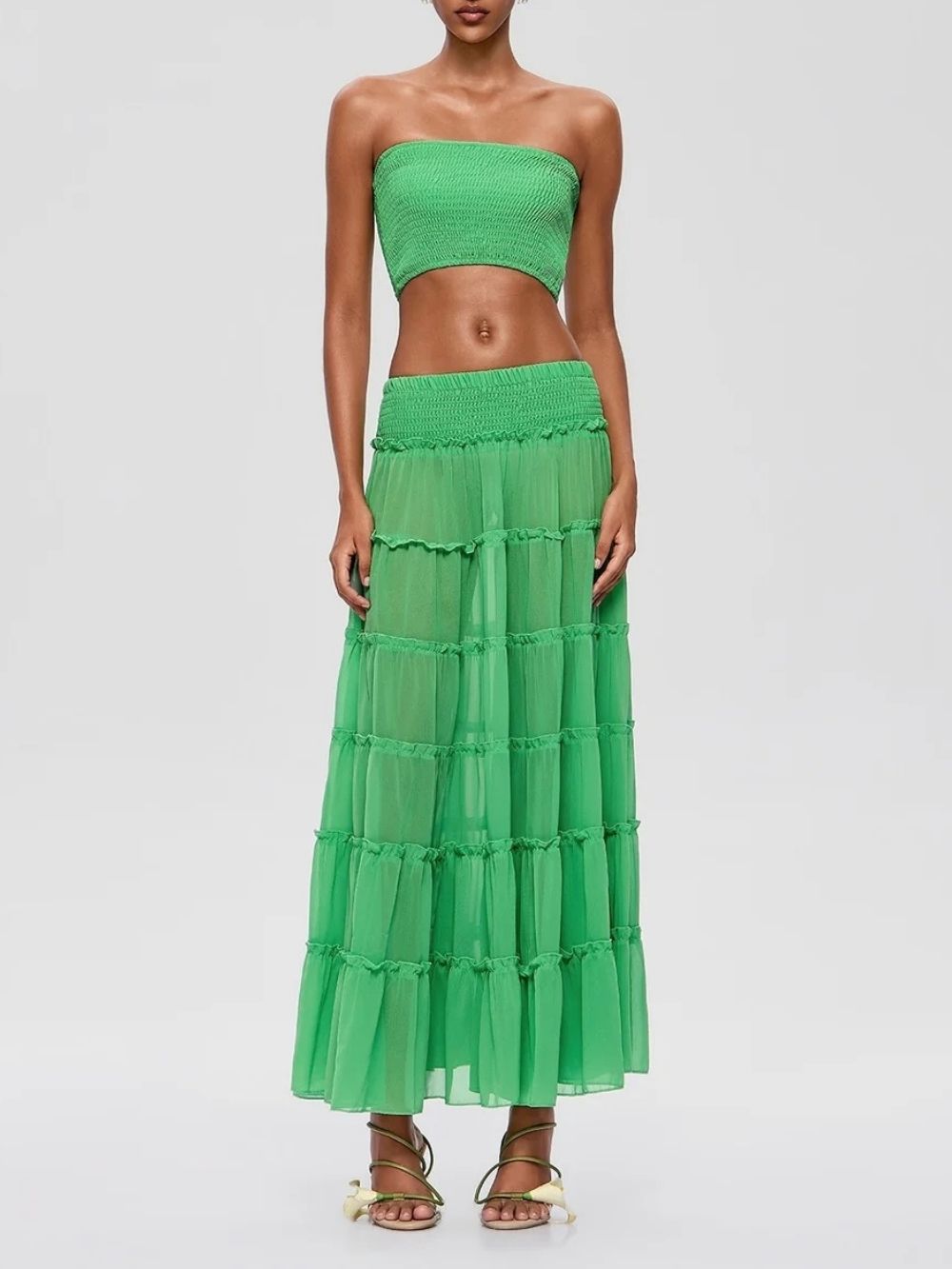 0d6ee8e4dda94c0a7dec630f0f123760 Fusca Strapless Tiered Skirt Set