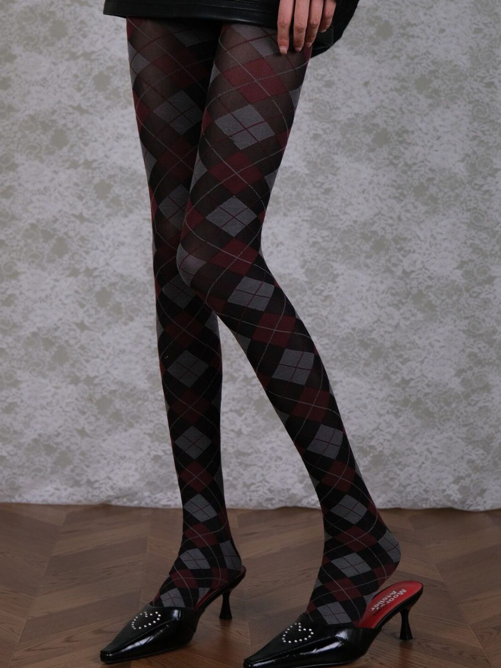 Marjan Diamond-Shaped Tights - OWNCI Marjan Diamond-Shaped Tights - OWNCI