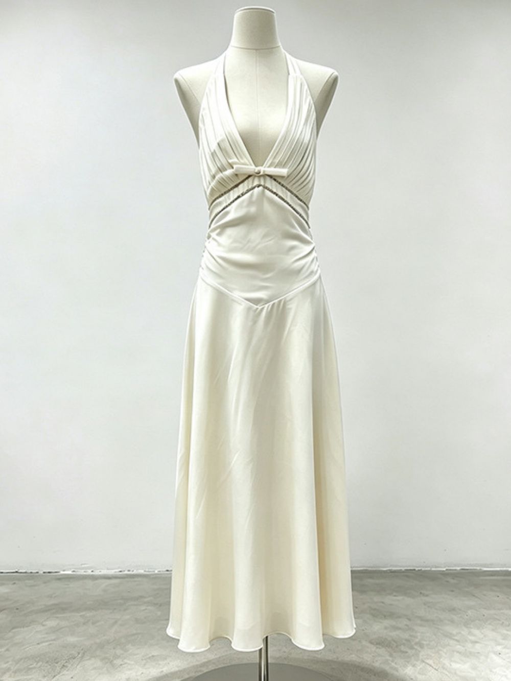 Mansi White Halter Maxi Dress - OWNCI