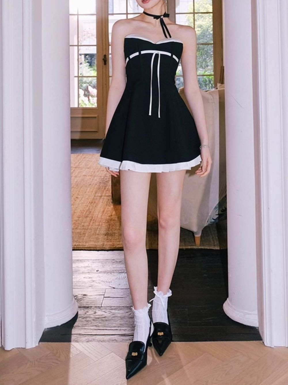 Malle Black Strapless Bow Mini Dress