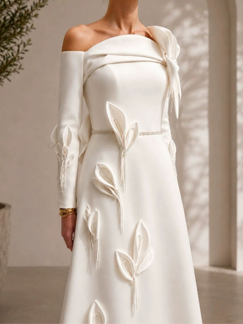 5a0da0b520be21418f8bec7519c093f1 Mandell White Off-Shoulder Flower Long Sleeve Maxi Dress