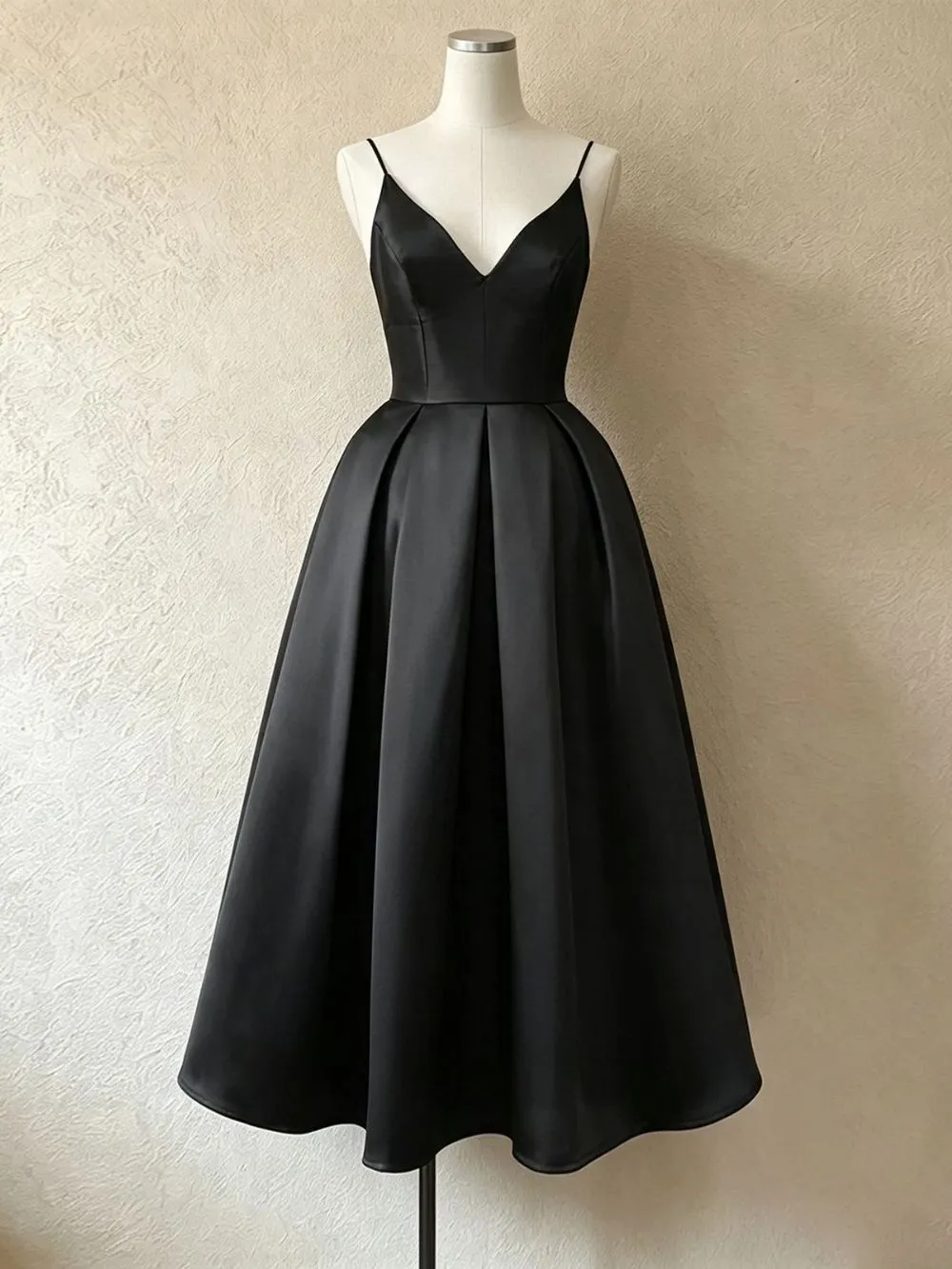 Masa Spaghetti V-Neck Backless Midi Dress - OWNCI Masa Spaghetti V-Neck Backless Midi Dress - OWNCI