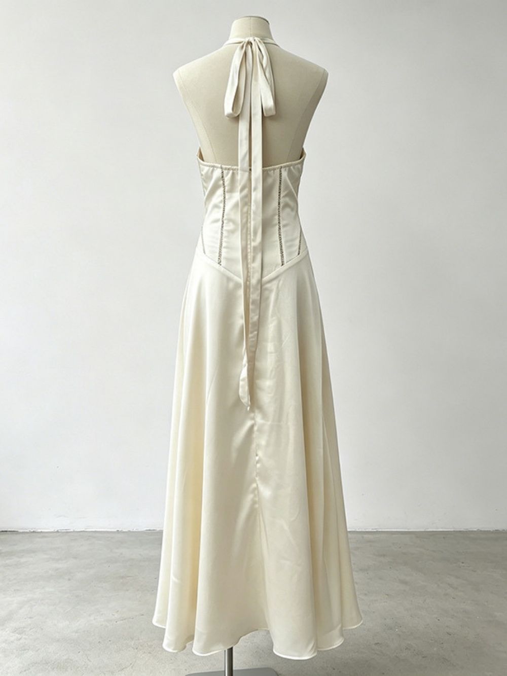 Mansi White Halter Maxi Dress - OWNCI