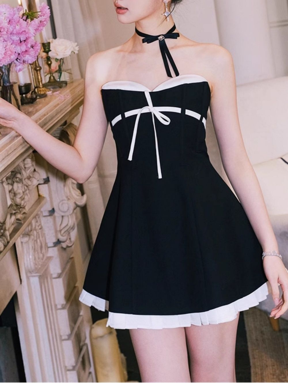 a1592f91ae9ab3153ff129ebb431faa6 Malle Black Strapless Bow Mini Dress