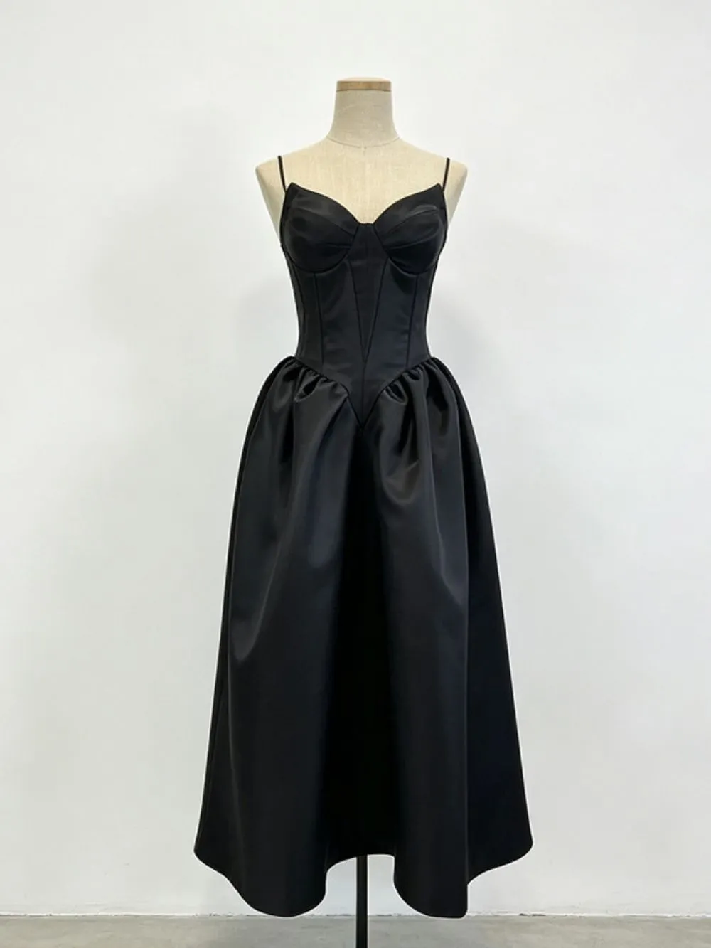 Marloes Spaghetti Corset Midi Dress - OWNCI Marloes Spaghetti Corset Midi Dress - OWNCI