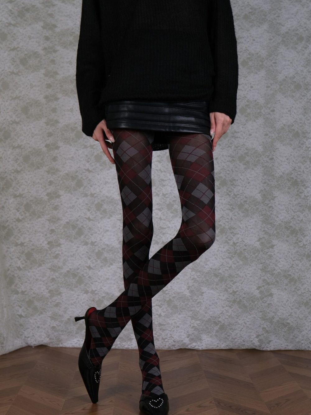Marjan Diamond-Shaped Tights - OWNCI Marjan Diamond-Shaped Tights - OWNCI