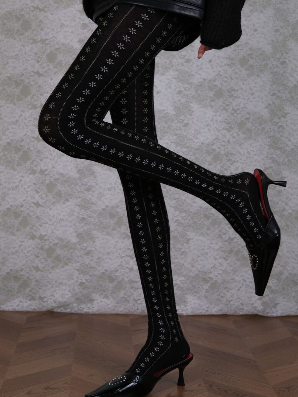 Marivel Black Floral Gradient Tights - OWNCI
