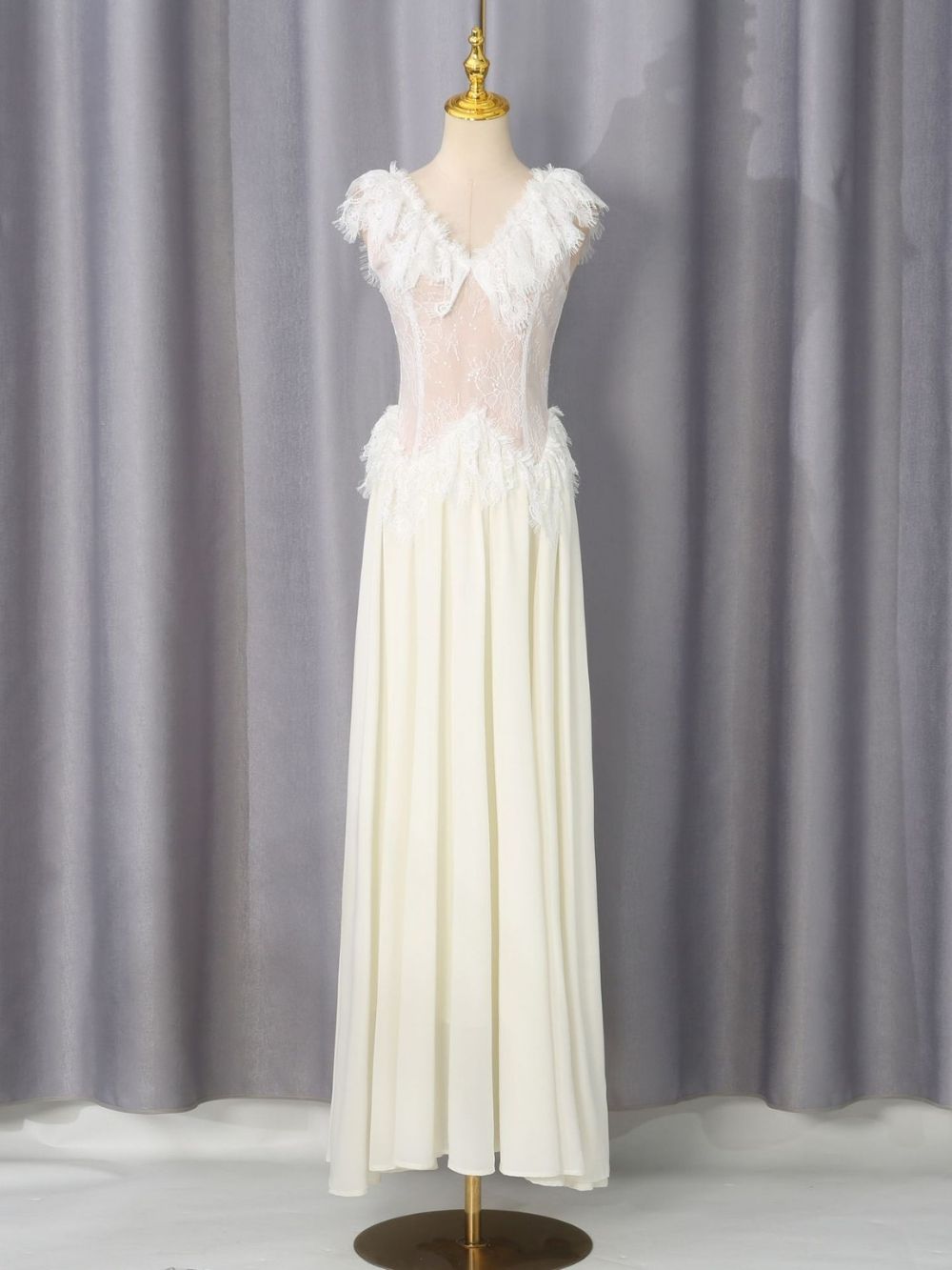 cf9030ce8ce05ca06a0710aa3e0c16fa Mandel Lace Maxi Dress