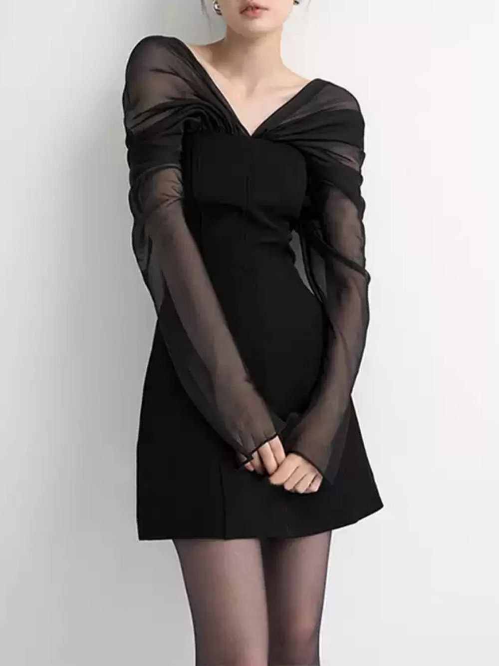 da96c088a1e7a1e5fcb06455c2bf637c Malissa Black Long Sleeve Mini Dress