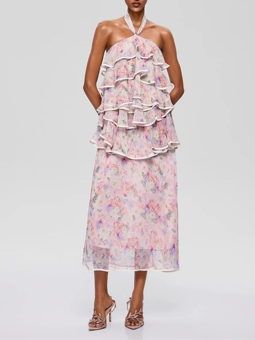 eaa83f8bcef17ac95d782f2d52ebb571 Bravonel Halterneck Tiered Floral Midi Dress