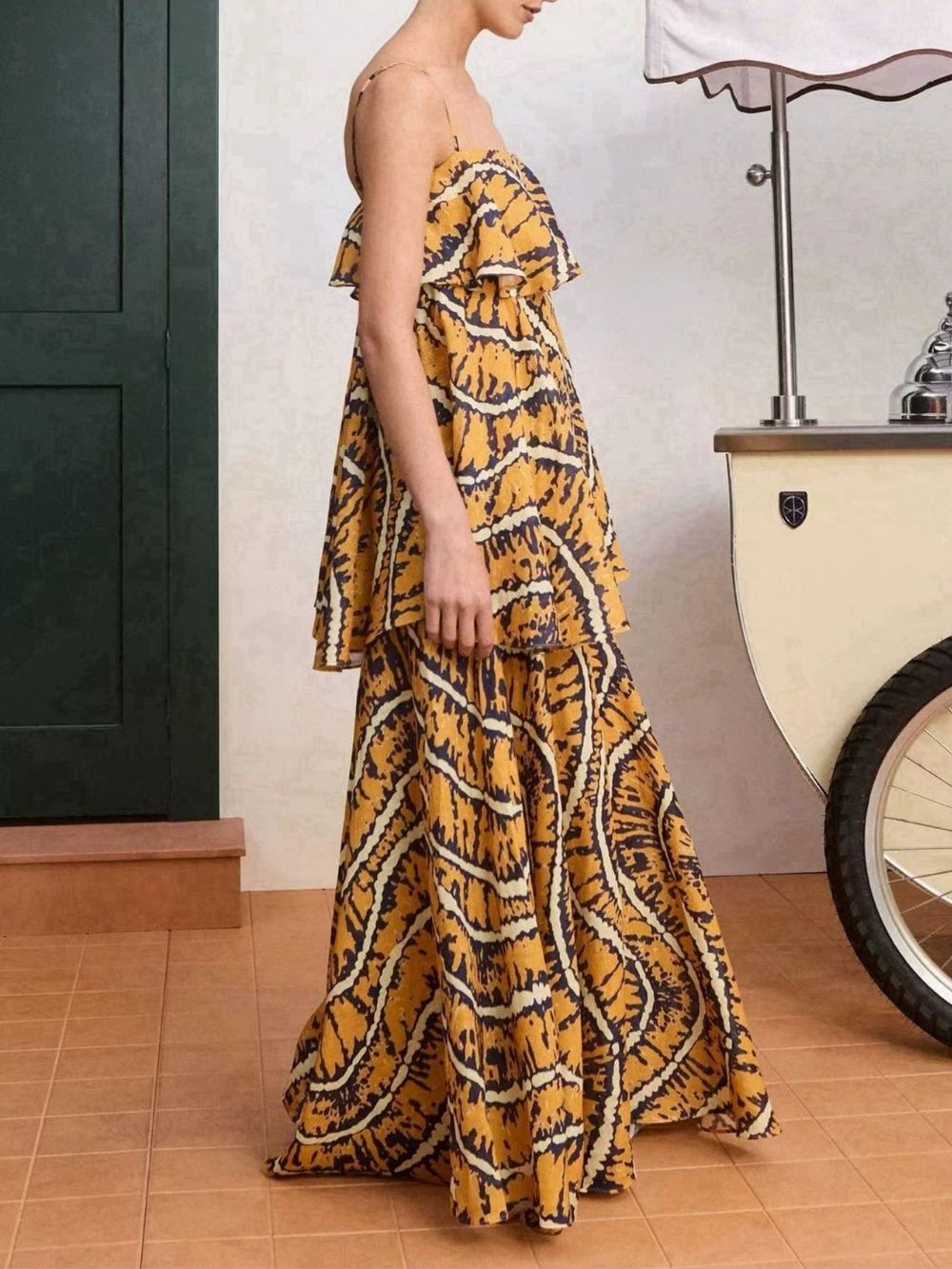 ec68623c1b7a6da6b387c2e17317bd46 Mandana Spaghetti Printed Maxi Dress