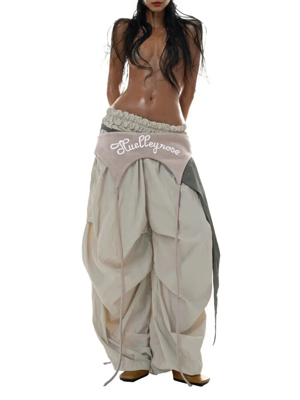 ee79182aed384aebbea3d1c453339e80 Manreet Pants