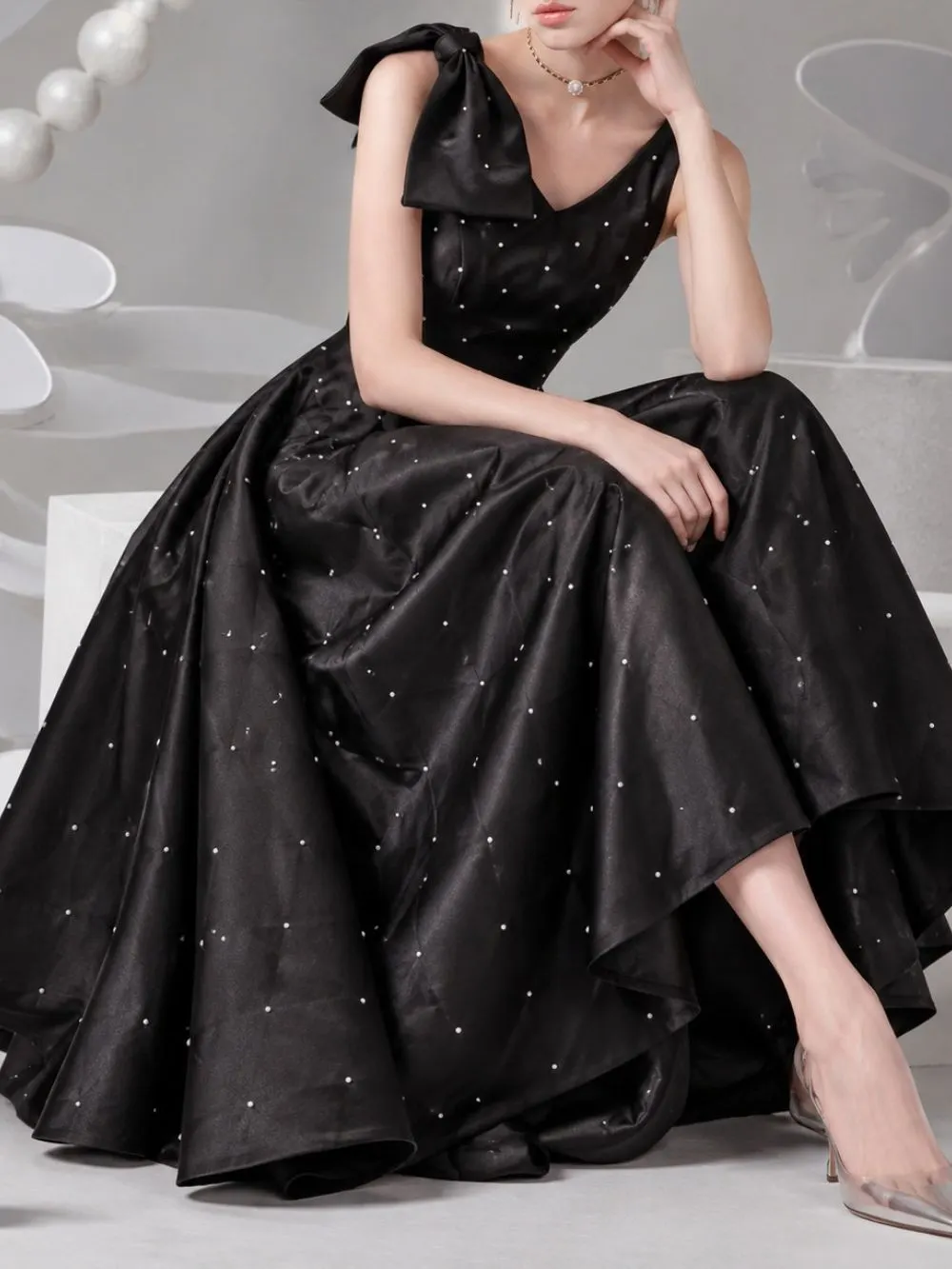 Miyuki Bow V-Neck Midi Dress - OWNCI Miyuki Bow V-Neck Midi Dress - OWNCI