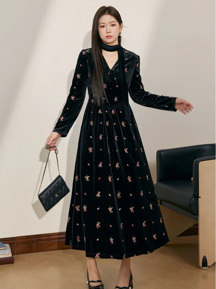 Yuri V-Neck Floral Embroidered Velvet Maxi Dress In Black - OWNCI Yuri V-Neck Floral Embroidered Velvet Maxi Dress In Black - OWNCI